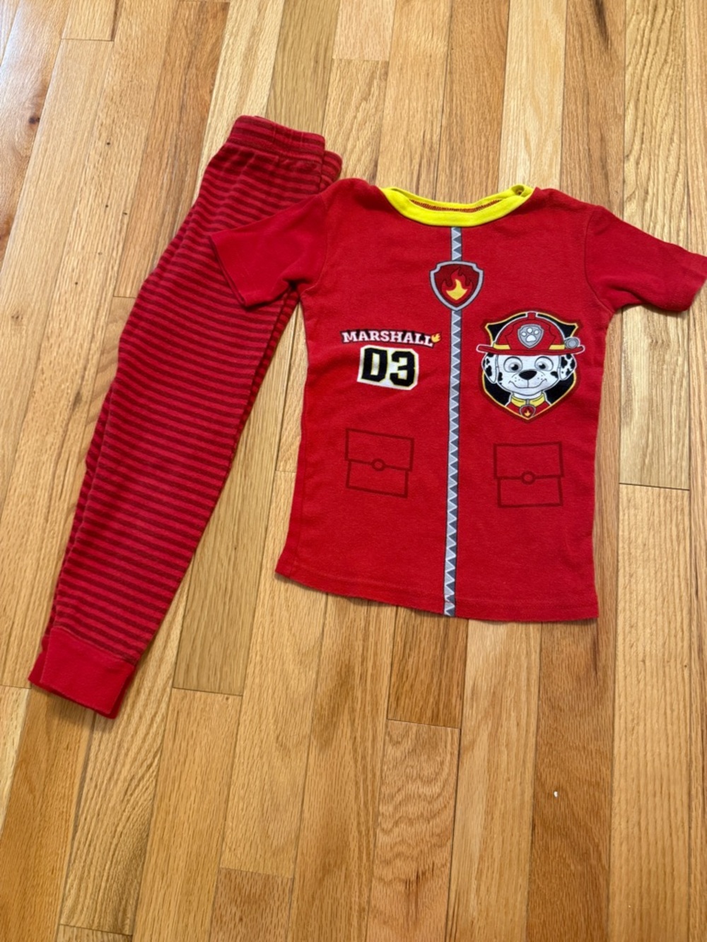 Nickelodeon PAW Patrol Pajamas featuring Marshall (5T)
